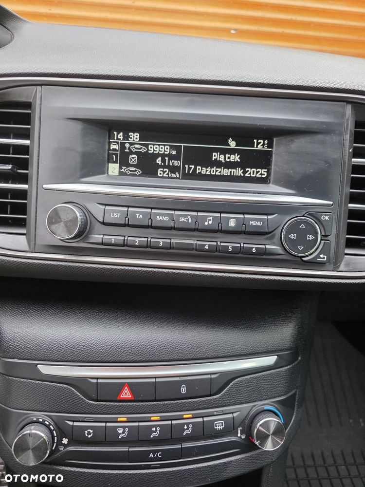 Peugeot 308 1.5 BlueHDi Business Line S&S - 17