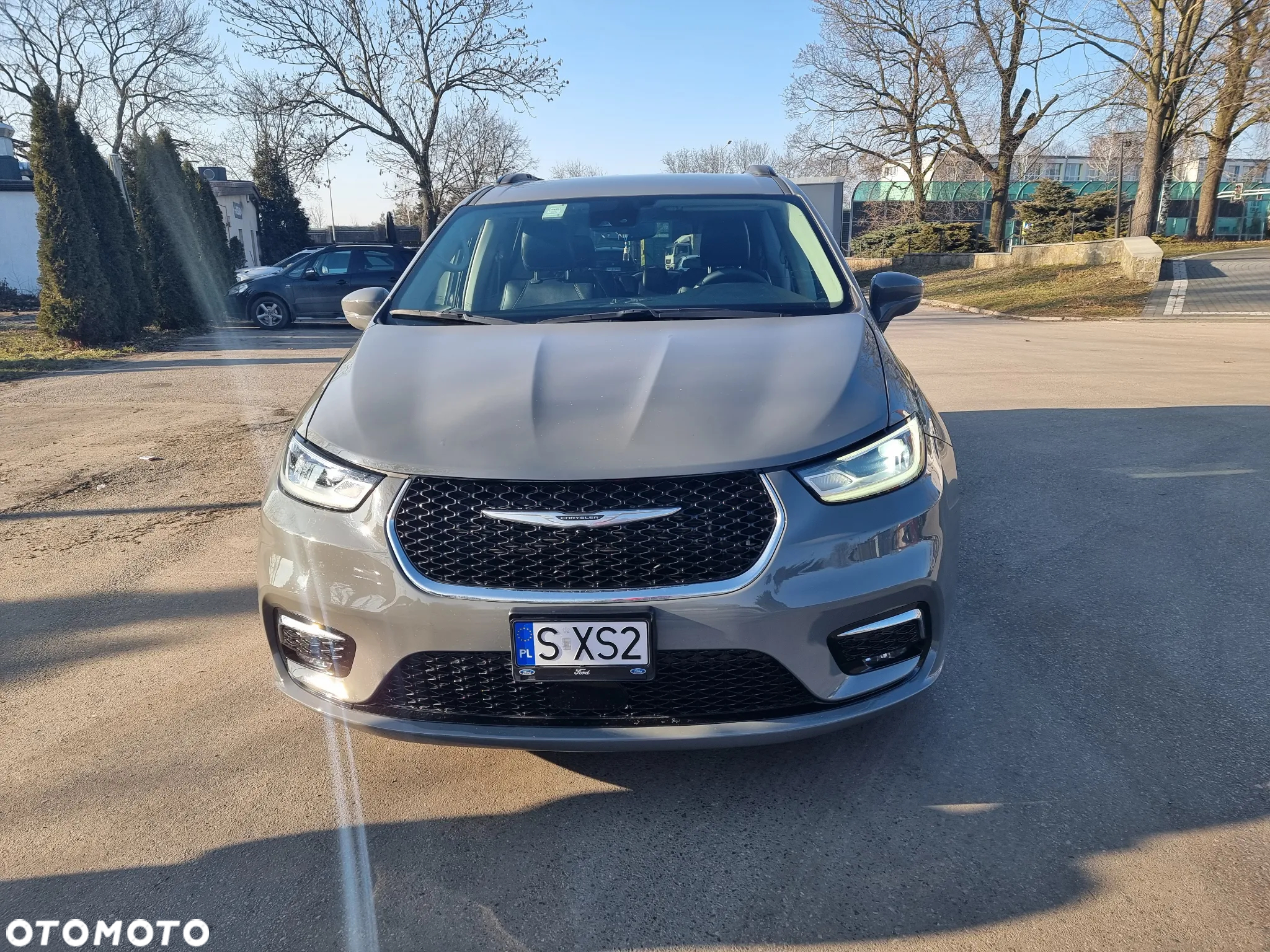 Chrysler Pacifica - 23