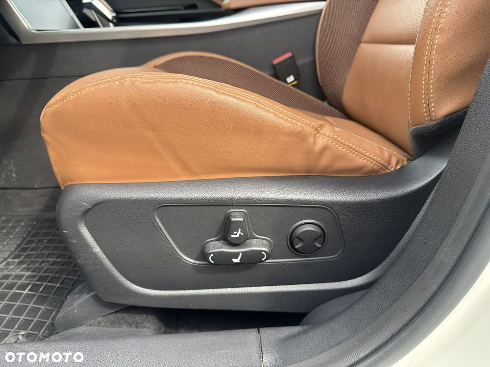 SsangYong/KGM Torres - 12