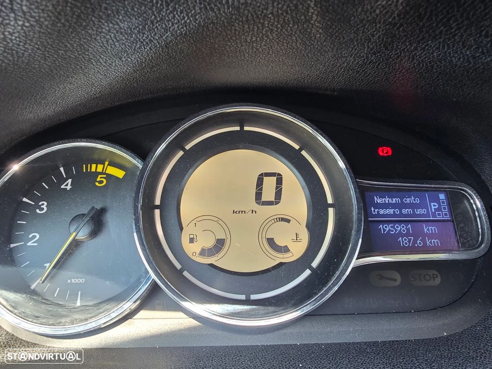 Renault Mégane Sport Tourer 1.5 dCi Limited EDC - 11