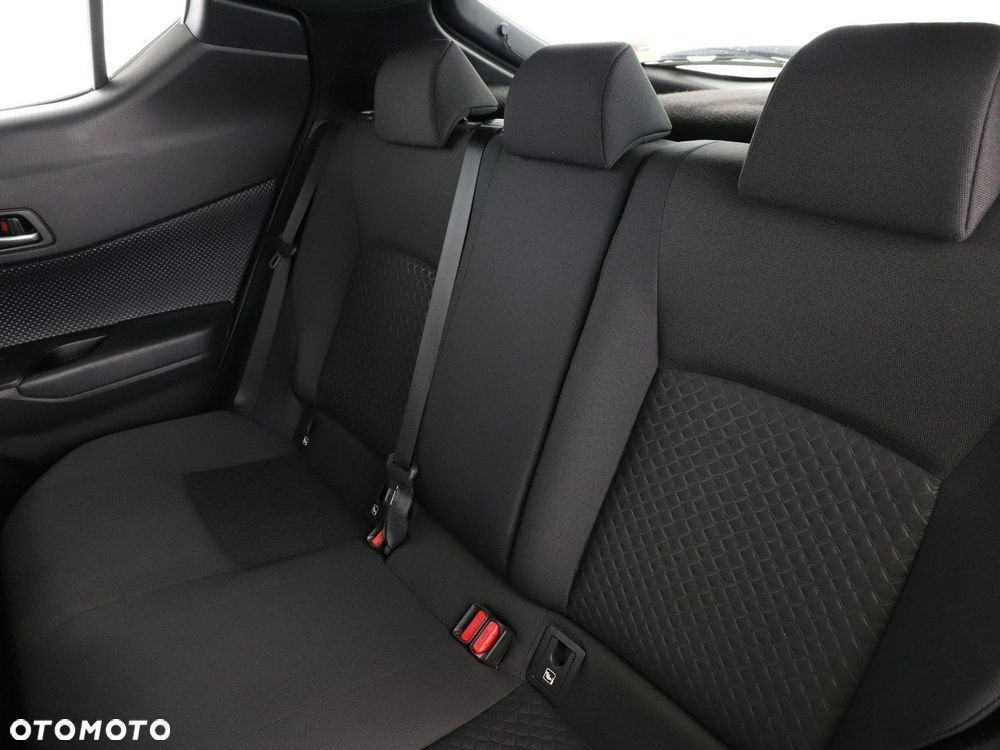 Toyota C-HR 1.8 Hybrid Dynamic - 18