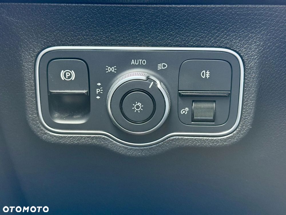 Mercedes-Benz GLB 220 d 8G-DCT Style - 11