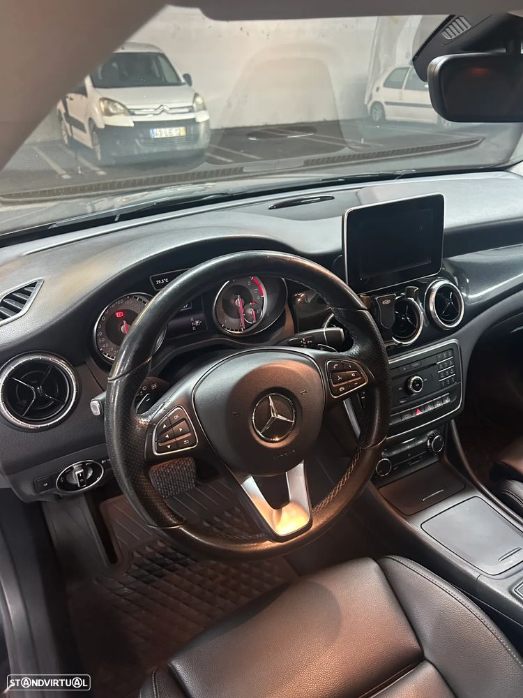 Mercedes-Benz CLA 180 d Shooting Brake Aut. - 14