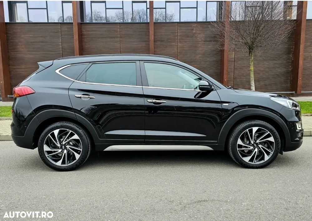 Hyundai Tucson 2.0 CRDI 4WD Automatik Premium - 4