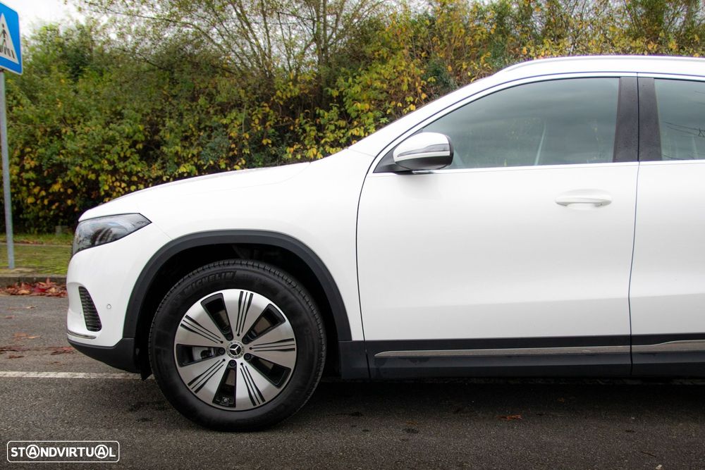 Mercedes-Benz EQA 300 4Matic Progressive - 32