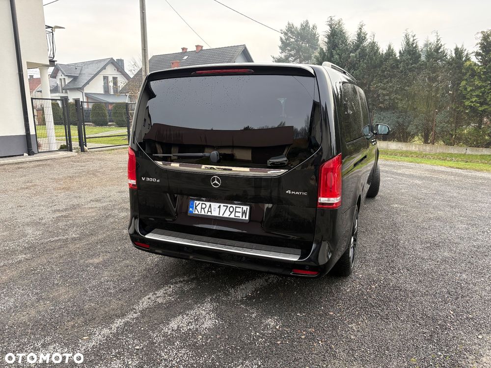 Mercedes-Benz Klasa V 300 d extralang 4Matic 9G-TRONIC Edition Edition 2023 - 13