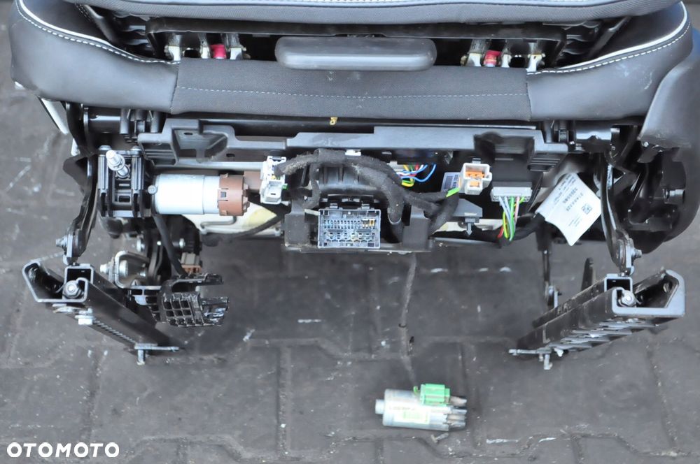 VOLVO V90 RDESIGN FOTELE KANAPA SIEDZENIA KOMPLET FOTELI BOCZKI - 7
