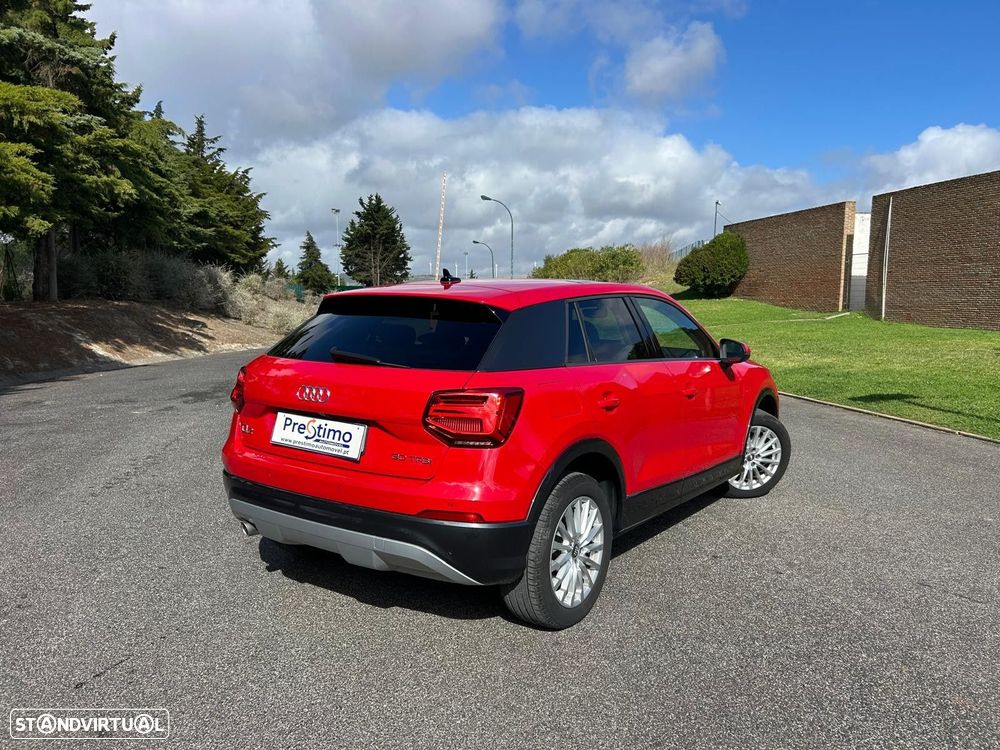 Audi Q2 30 TFSI Design S tronic - 16