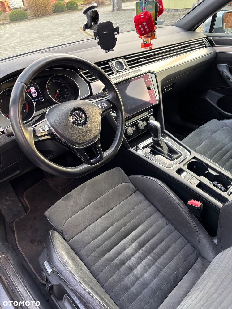 Volkswagen Passat 2.0 TDI SCR Comfortline DSG - 8
