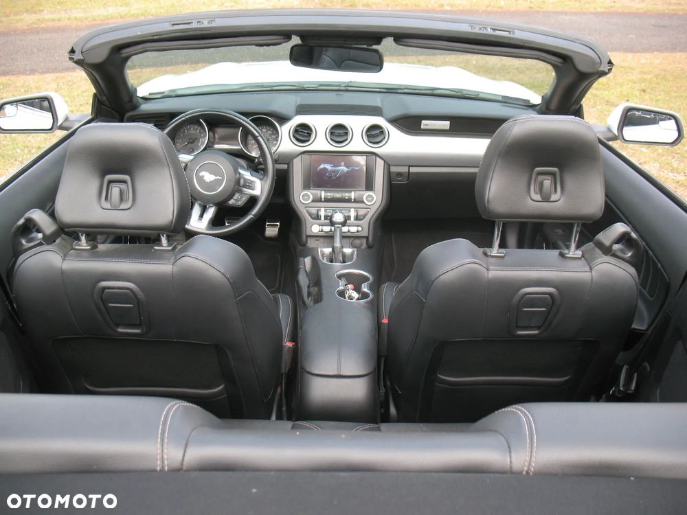 Ford Mustang - 17