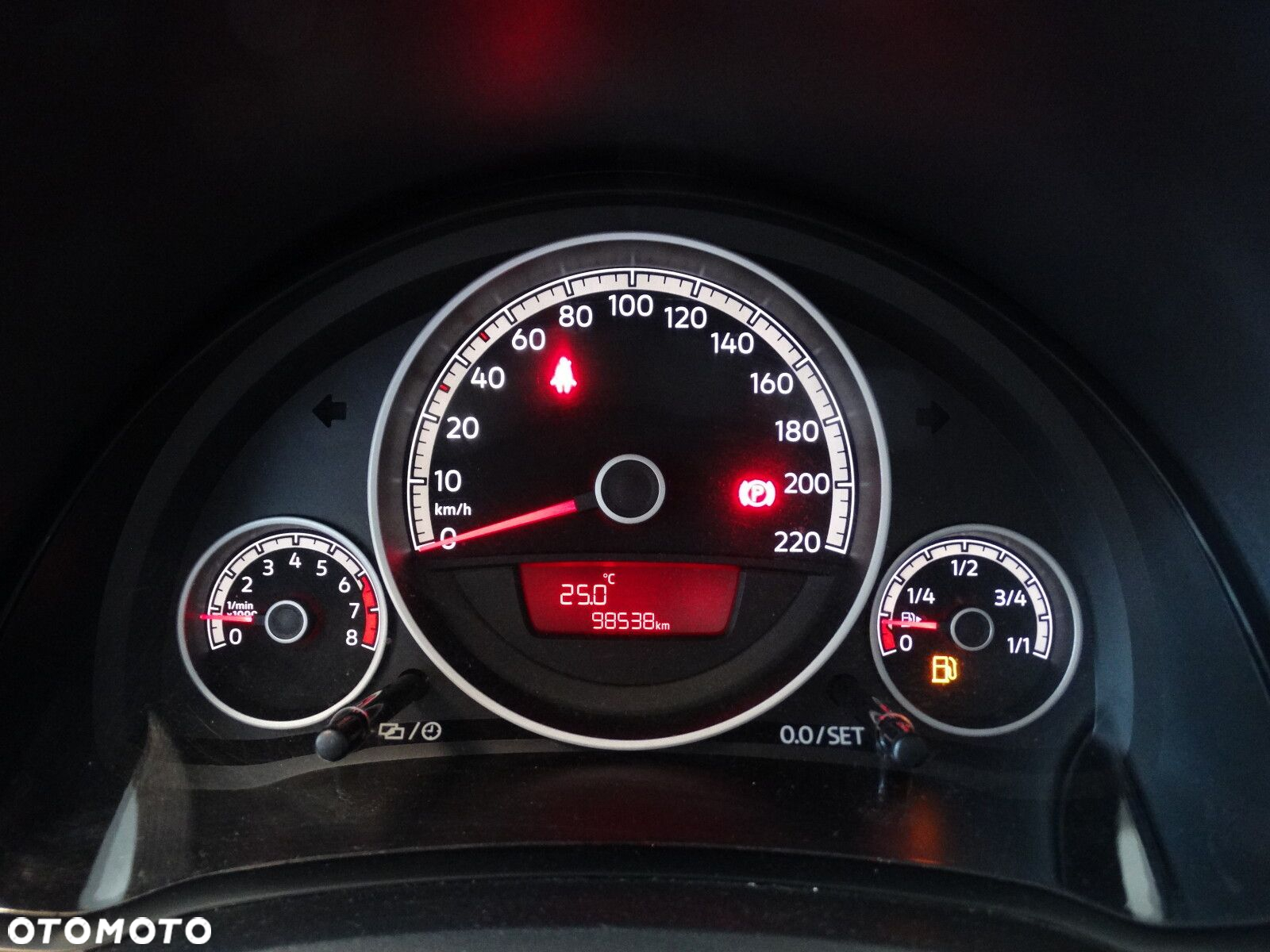 Volkswagen up! - 33