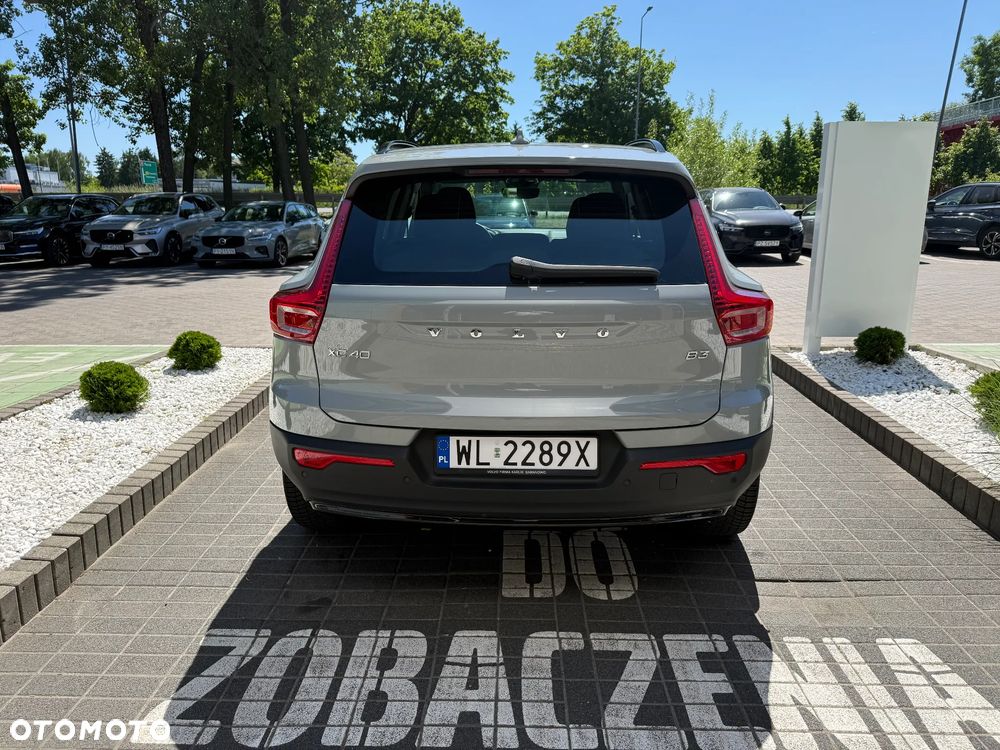 Volvo XC 40 B3 Plus Dark - 6