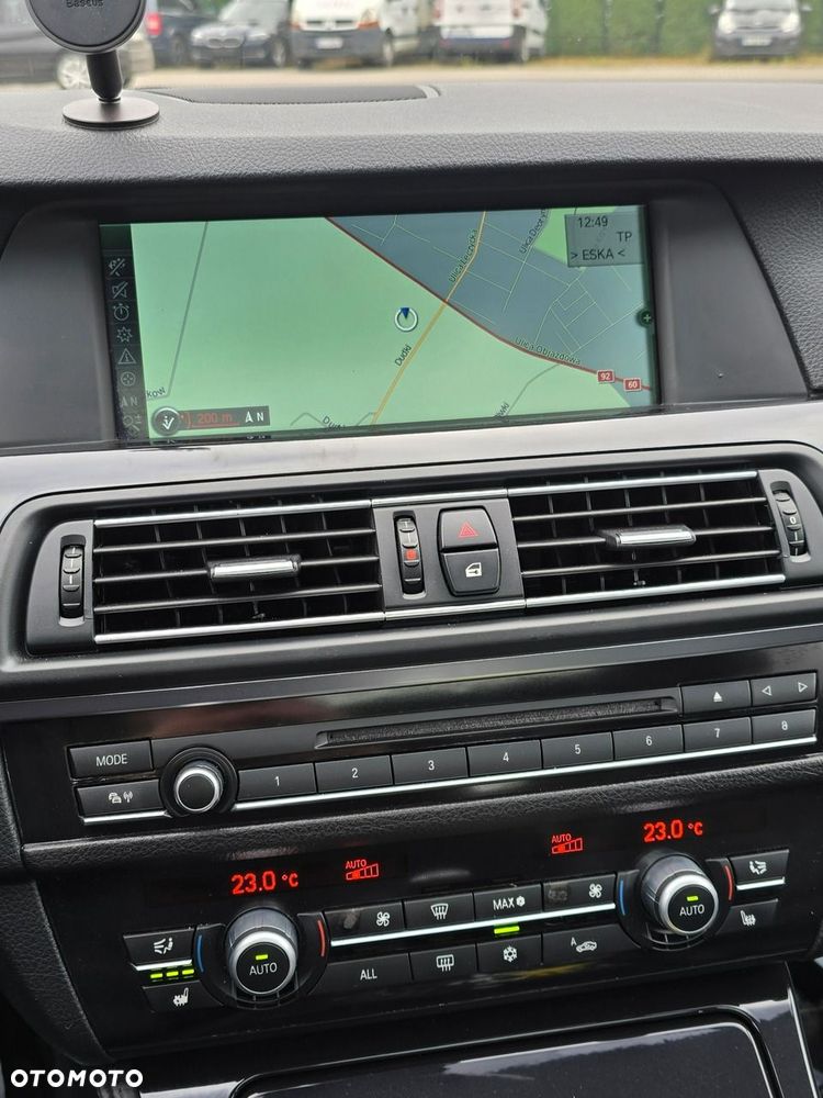BMW Seria 5 - 32
