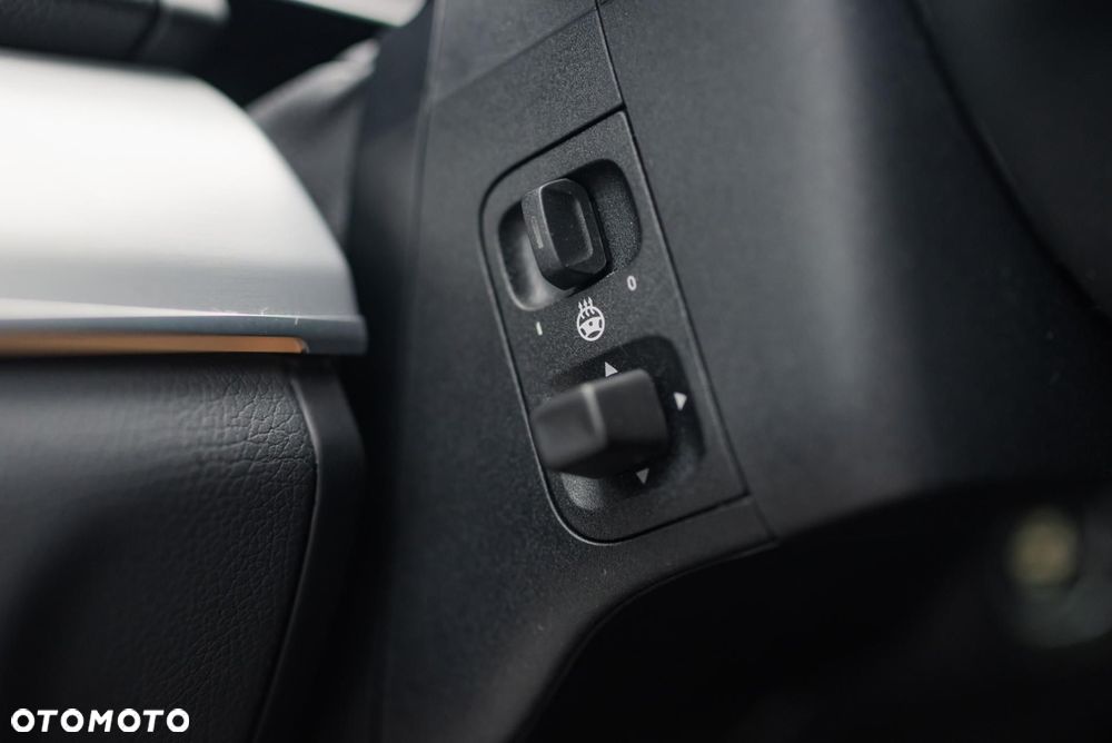 Mercedes-Benz GLE - 29