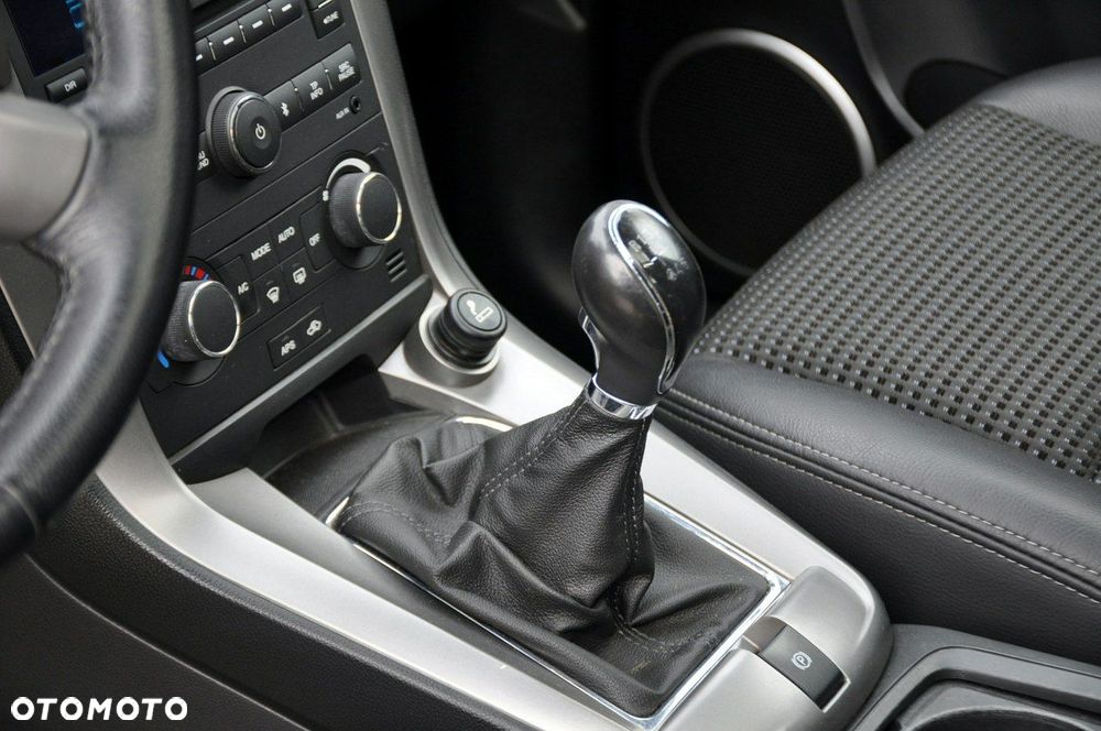 Chevrolet Captiva - 36