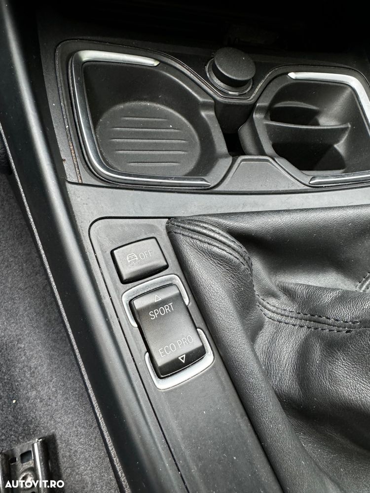 BMW Seria 1 118d Sport Line - 11