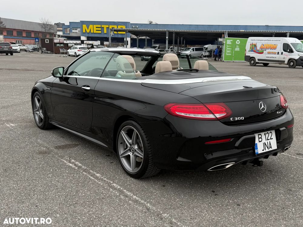 Mercedes-Benz C 300 Cabrio 9G-TRONIC AMG Line - 3