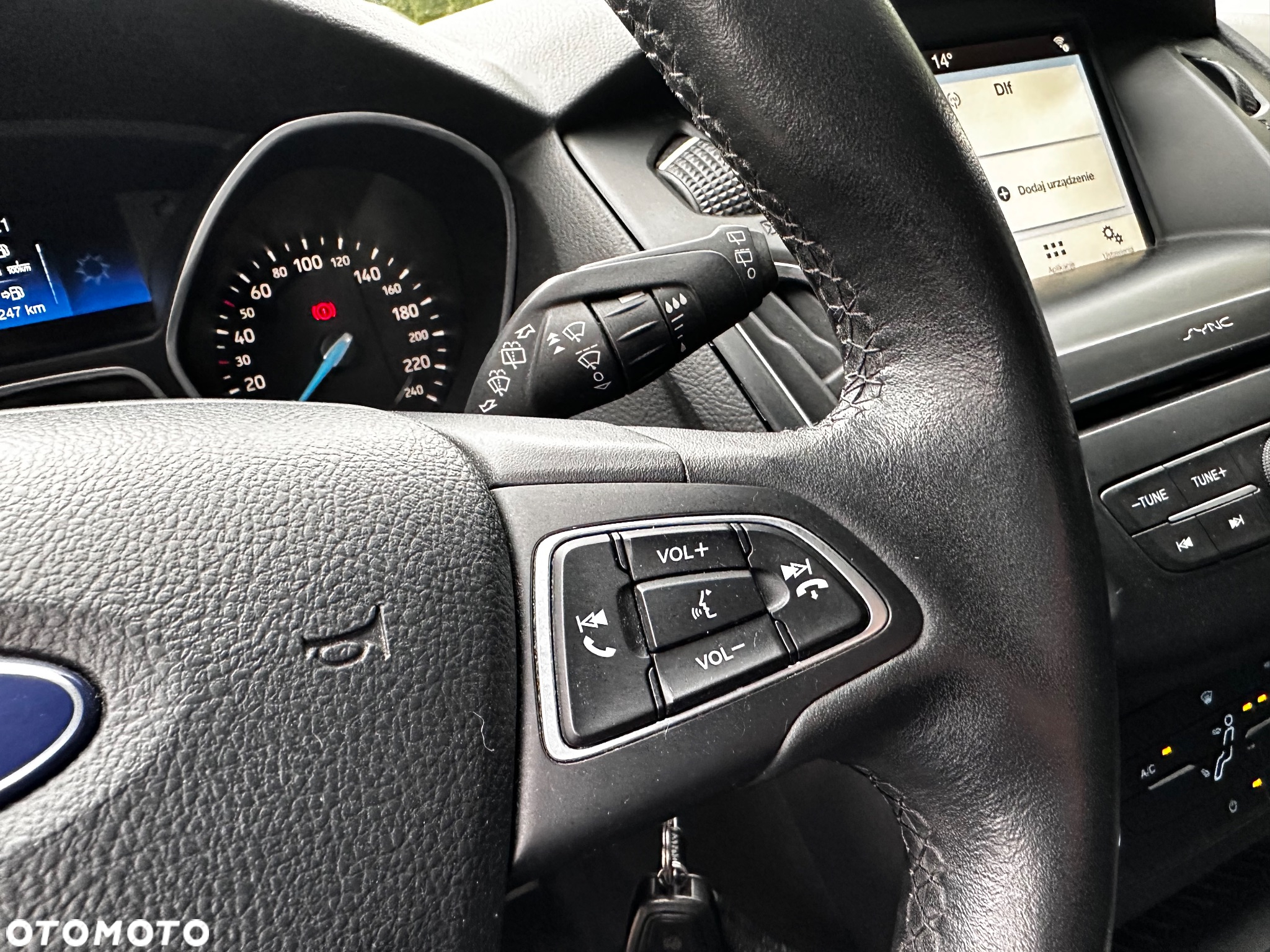 Ford Focus Turnier 1.0 EcoBoost Start-Stopp-System COOL&CONNECT DESIGN - 17