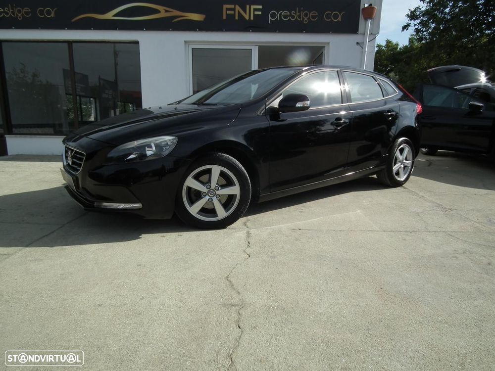 Volvo V40 1.6 D2 Kinetic - 2