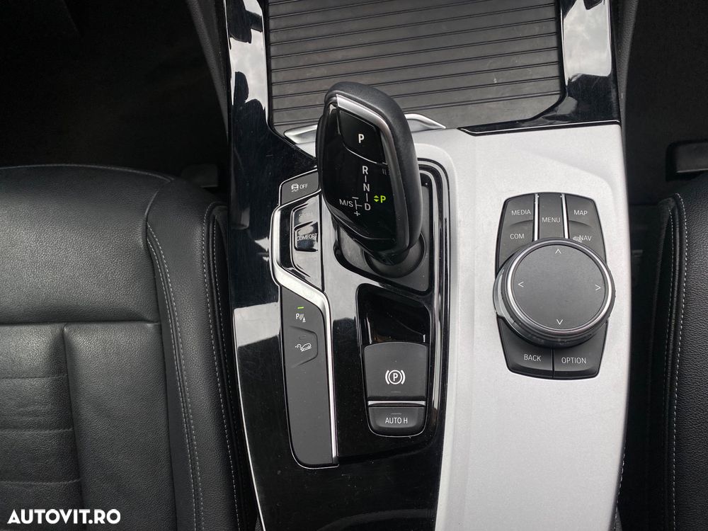 BMW X4 xDrive20d Advantage - 27