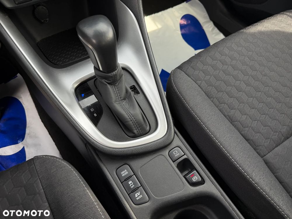 Toyota Yaris Hybrid 1.5 Comfort - 22