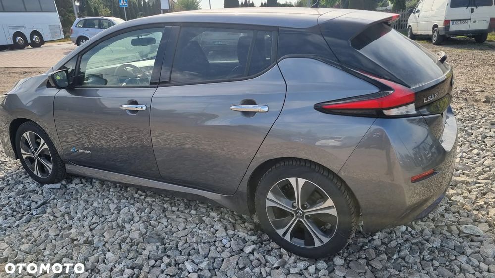 Nissan Leaf 40 kWh Tekna - 18