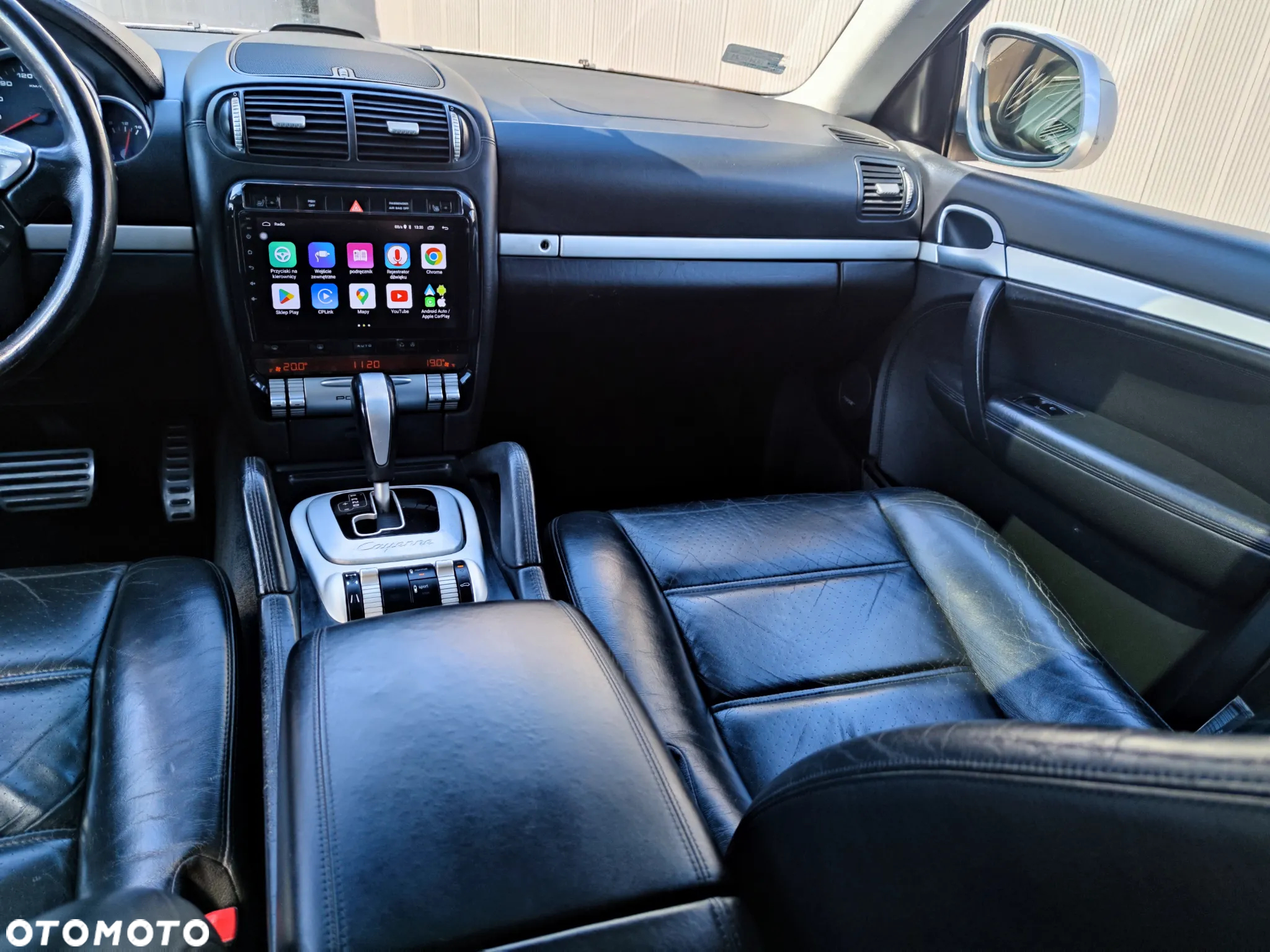Porsche Cayenne - 28