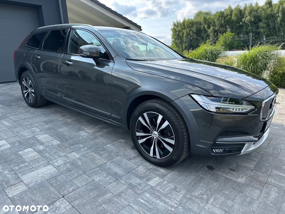 Volvo V90 Cross Country D4 AWD - 2