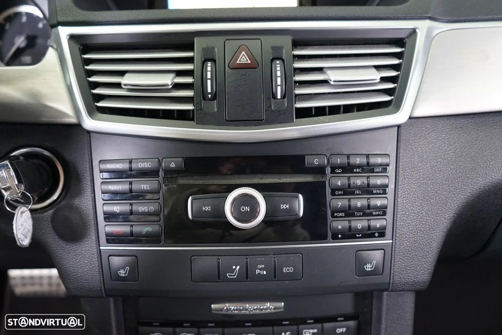 Mercedes-Benz E 220 CDi Avantgarde BlueEfficiency Auto - 33