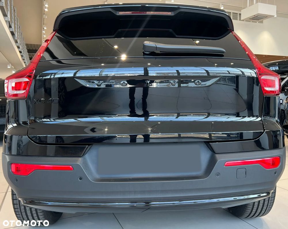 Volvo XC 40 B4 B AWD DKG Ultimate Dark - 7