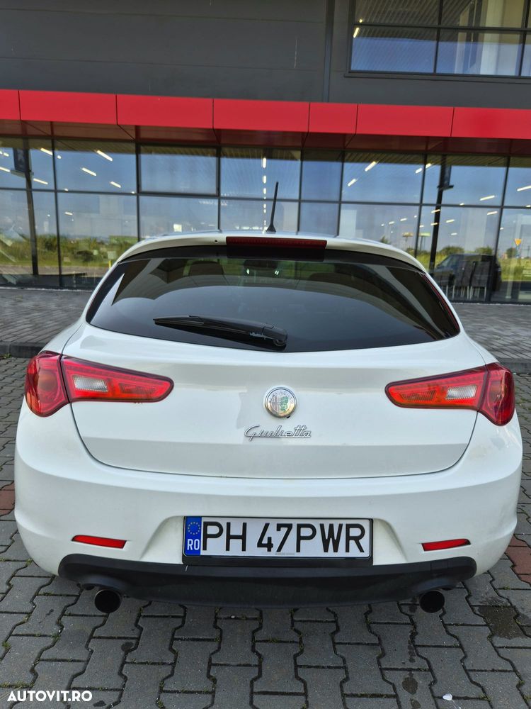 Alfa Romeo Giulietta 1.8 T Quadrifoglio Verde - 6