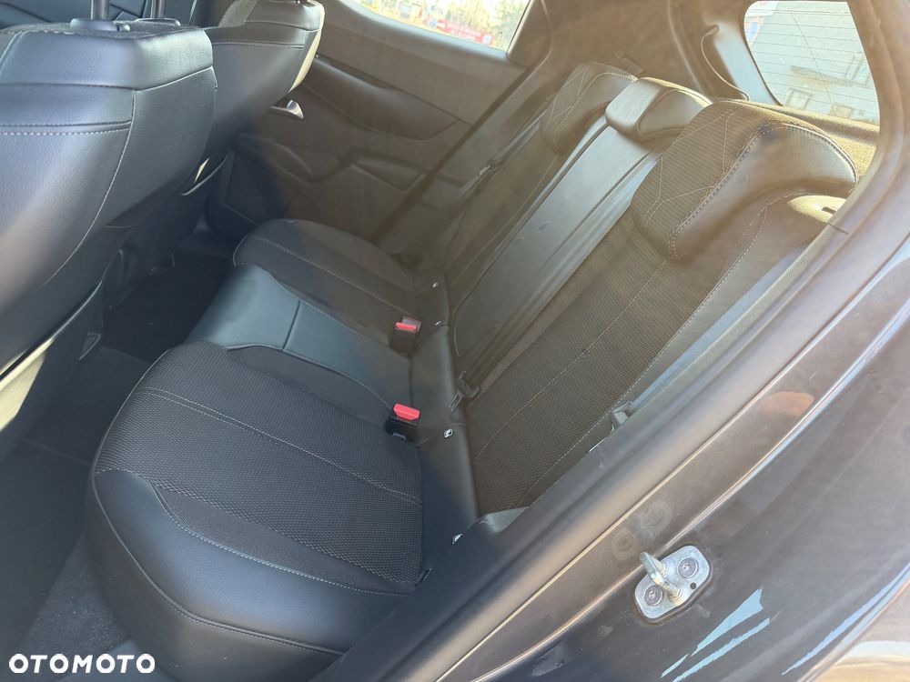 DS Automobiles DS 3 Crossback 1.2 PureTech Montmartre - 9