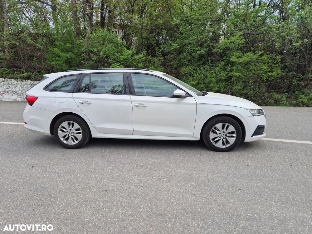 Skoda Octavia 2.0 TDI DSG Exclusive Plus - 35