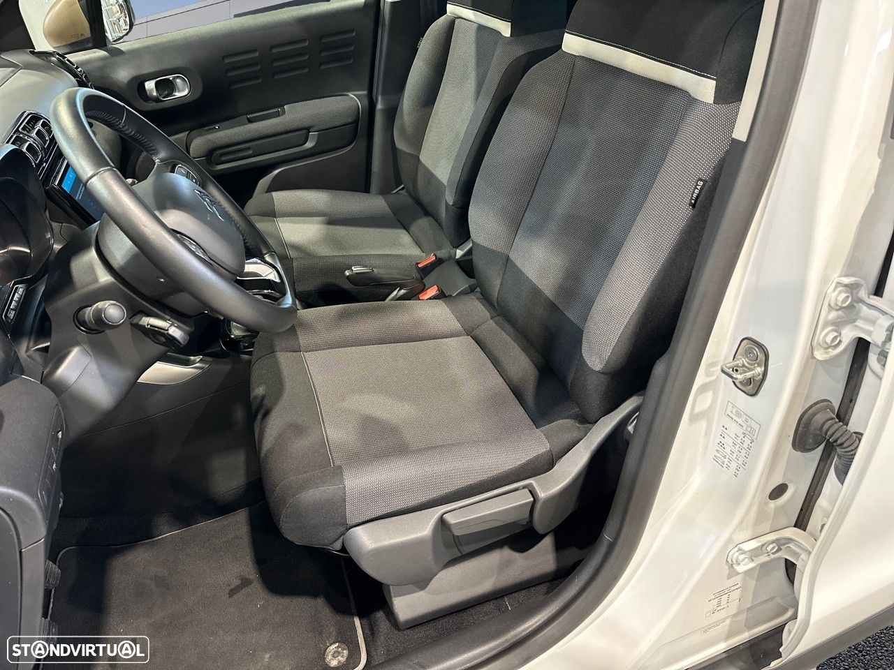 Citroën C3 Aircross 1.2 PureTech Plus - 9