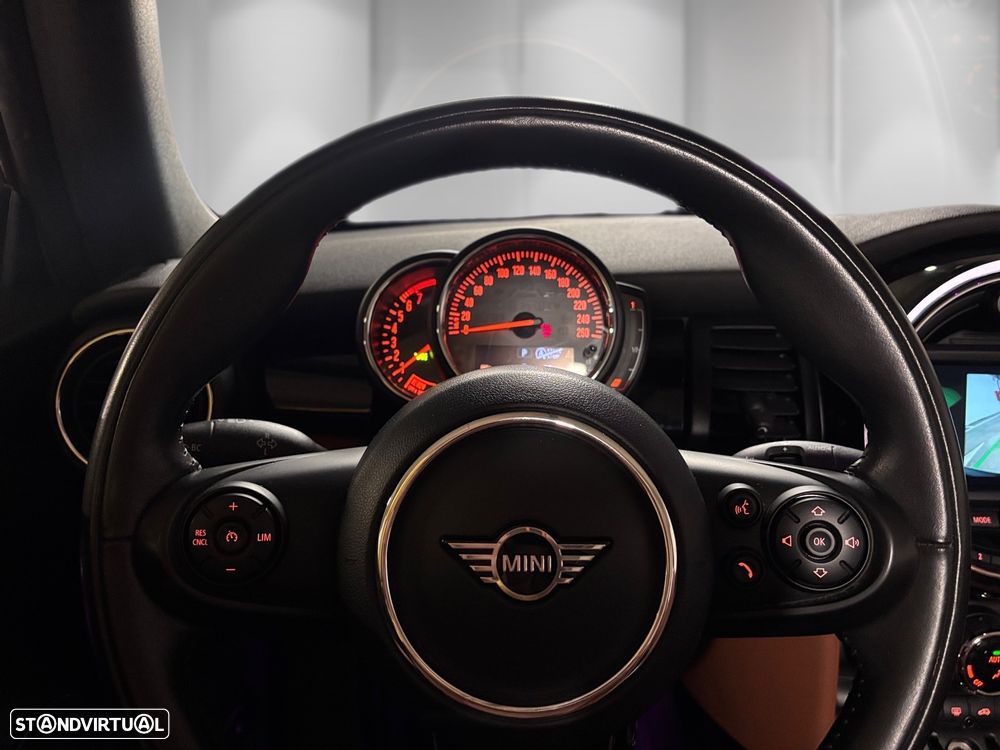 MINI Cabrio Cooper Auto - 7