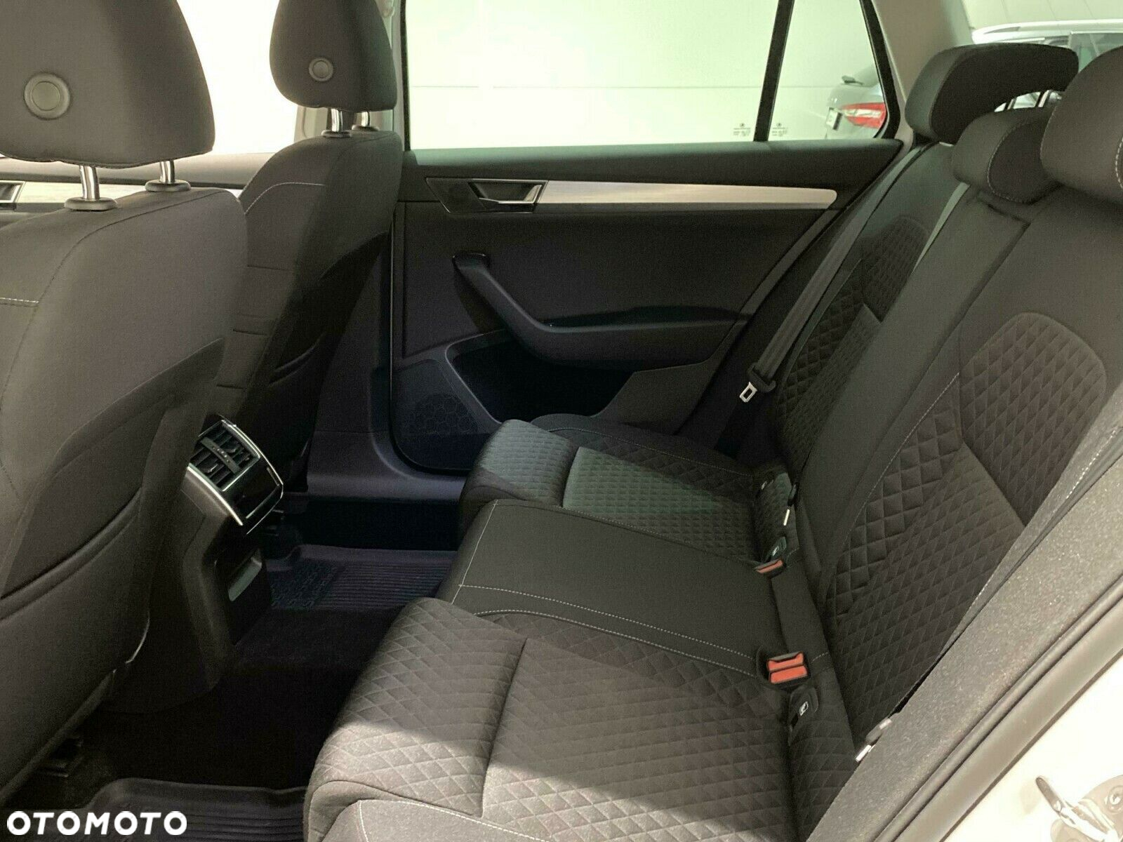 Skoda Superb - 12