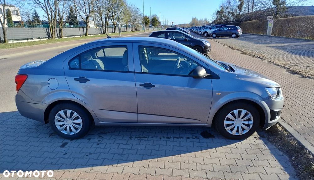 Chevrolet Aveo 1.2 LS - 3