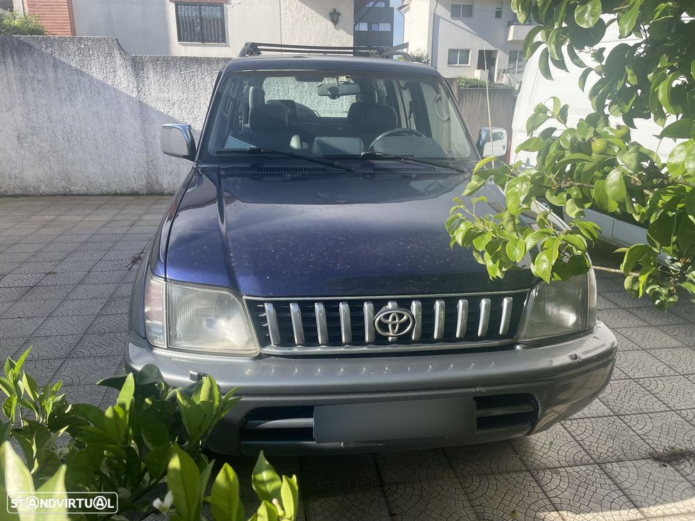 Toyota Land Cruiser - 7