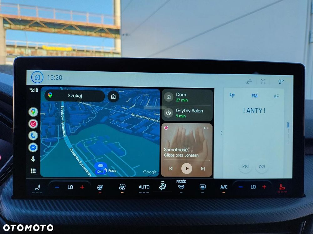 Ford Kuga 2.5P PHEV FWD ST-Line X eCVT - 25