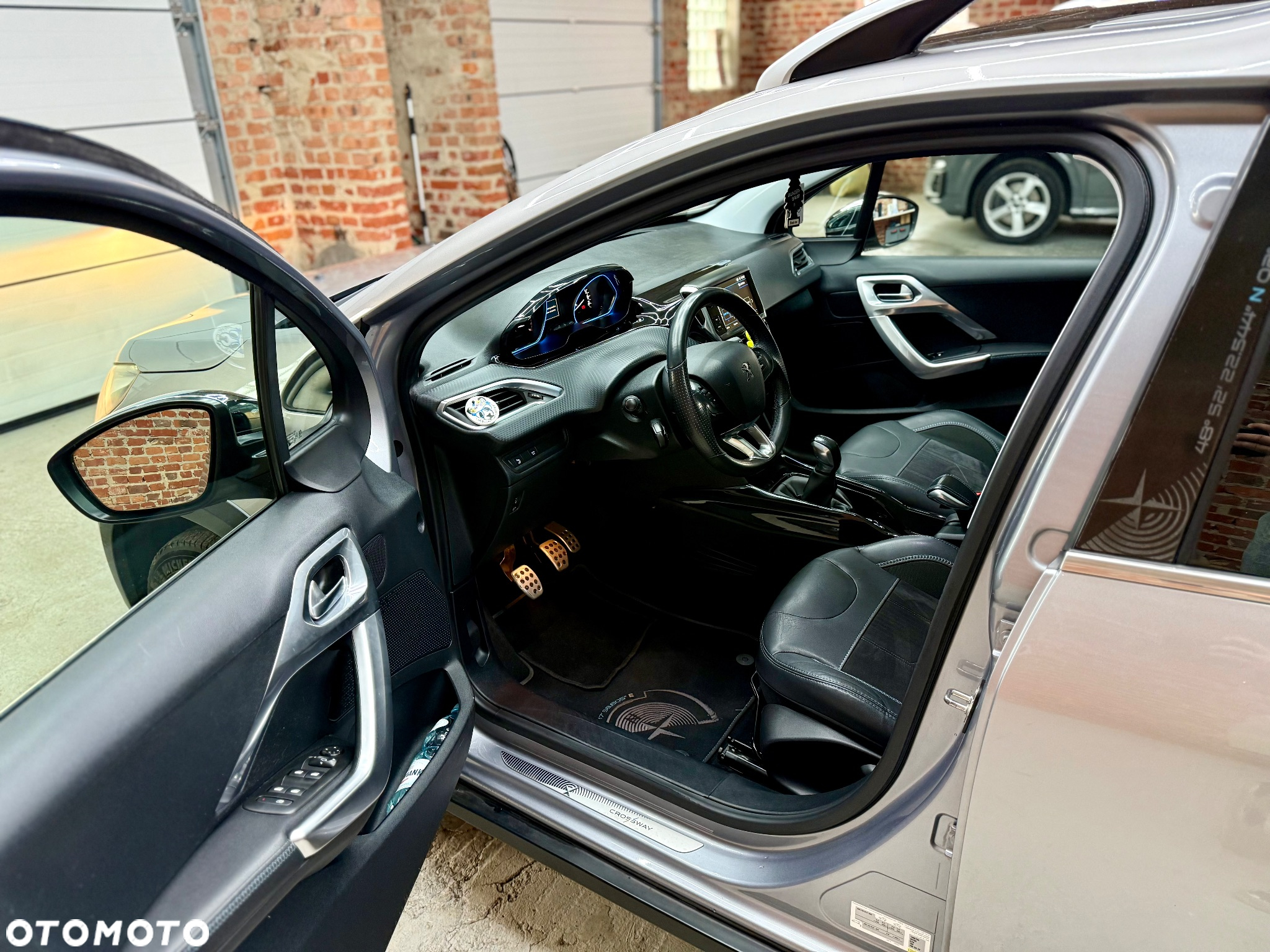 Peugeot 2008 1.2 Pure Tech Crossway S&S - 5