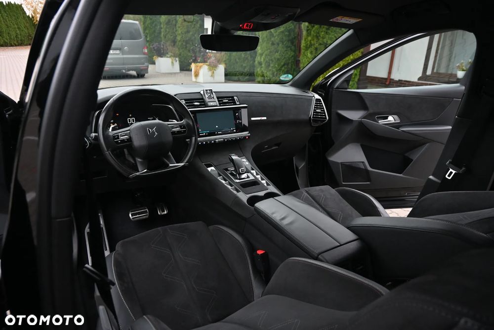 DS Automobiles DS 7 Crossback - 29