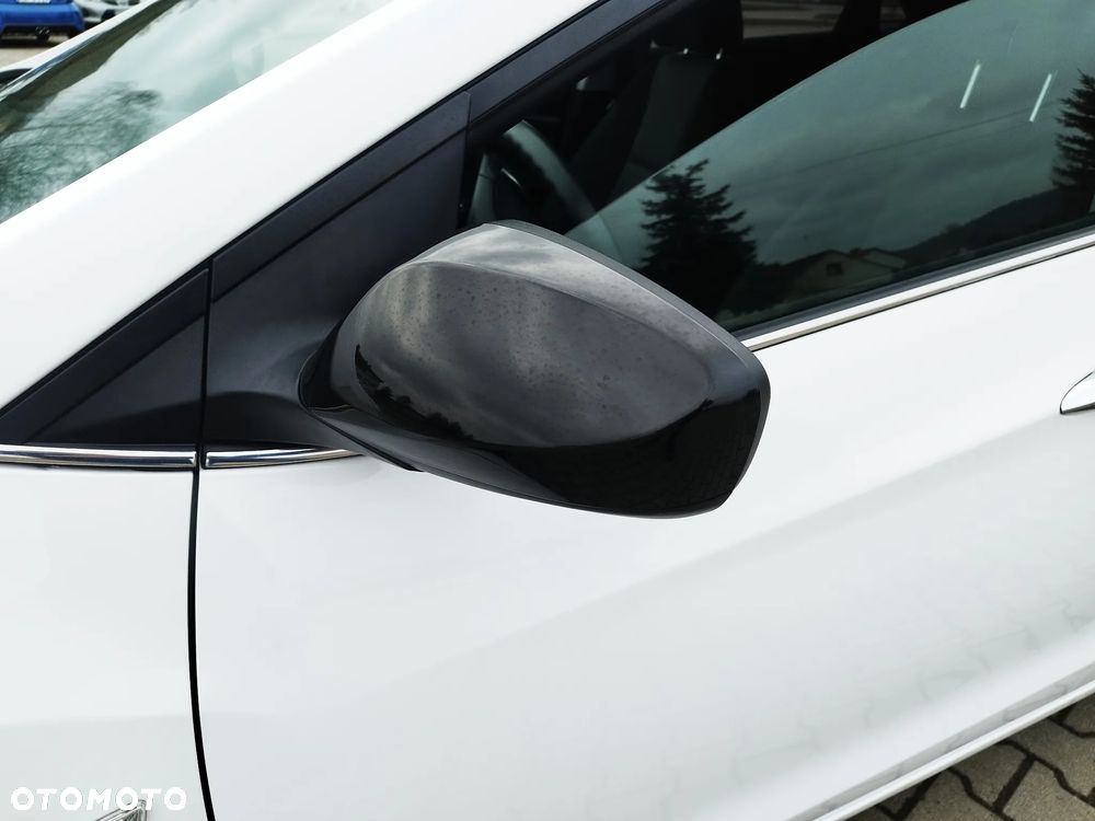 Hyundai i30 blue 1.4 Style - 8