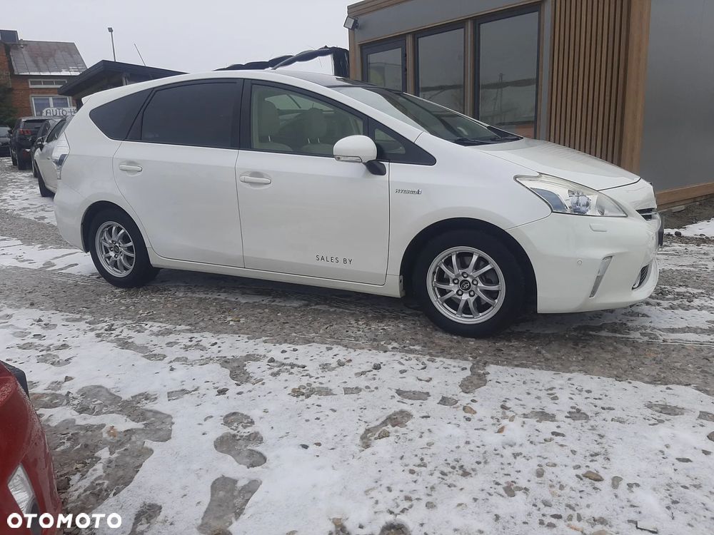 Toyota Prius+ (Hybrid) Executive - 11