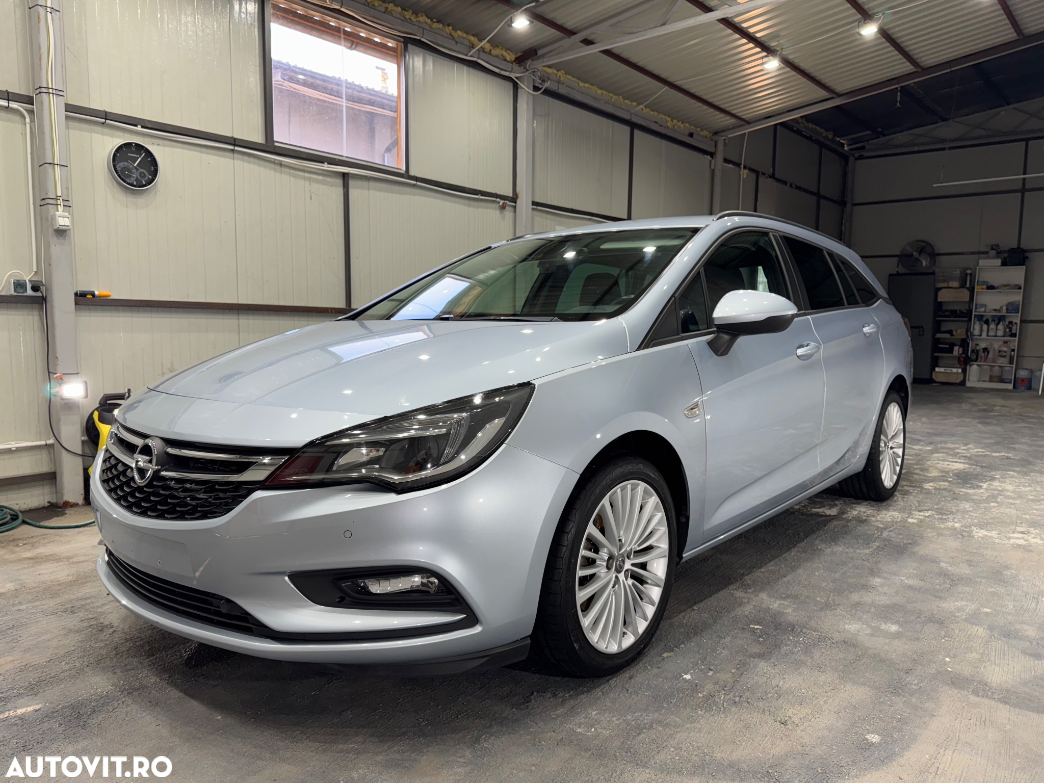 Opel Astra Sport Tourer 1.6 CDTI ECOTEC Innovation Aut. - 2