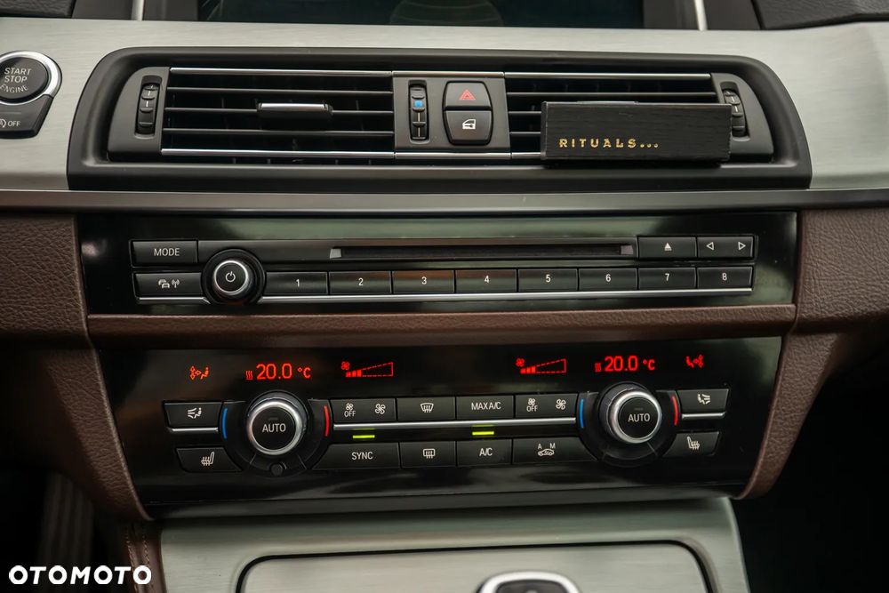 BMW Seria 5 535d Luxury Line - 33