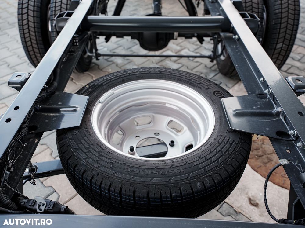 Iveco Daily 35C16H3.0 D - 11