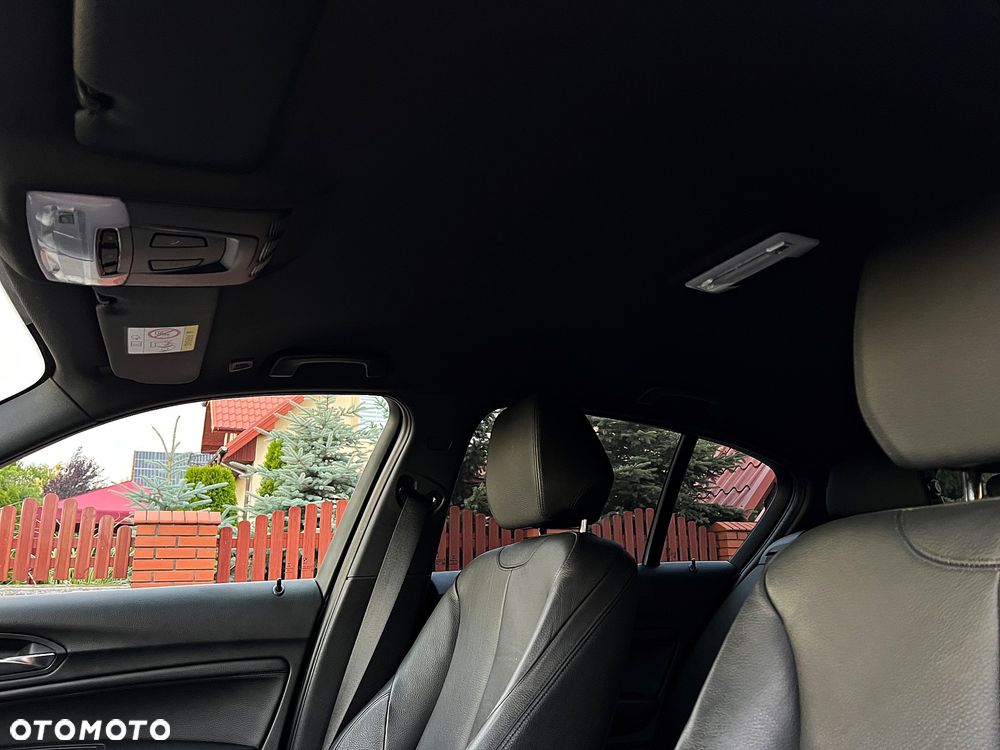 BMW Seria 1 120d xDrive Edition M Sport Shadow - 8