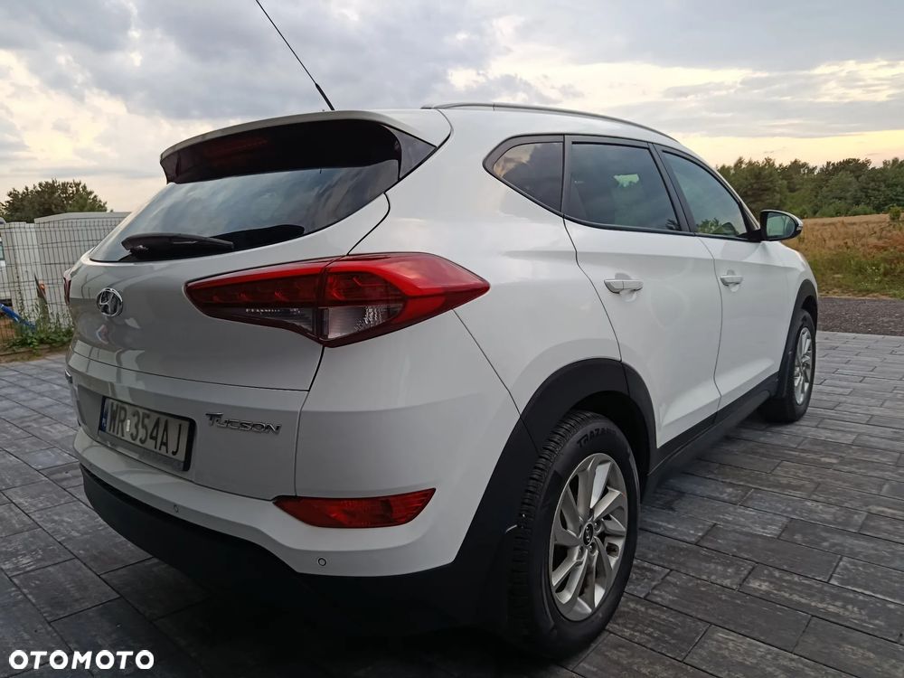 Hyundai Tucson 1.7 CRDI BlueDrive Comfort 2WD - 12