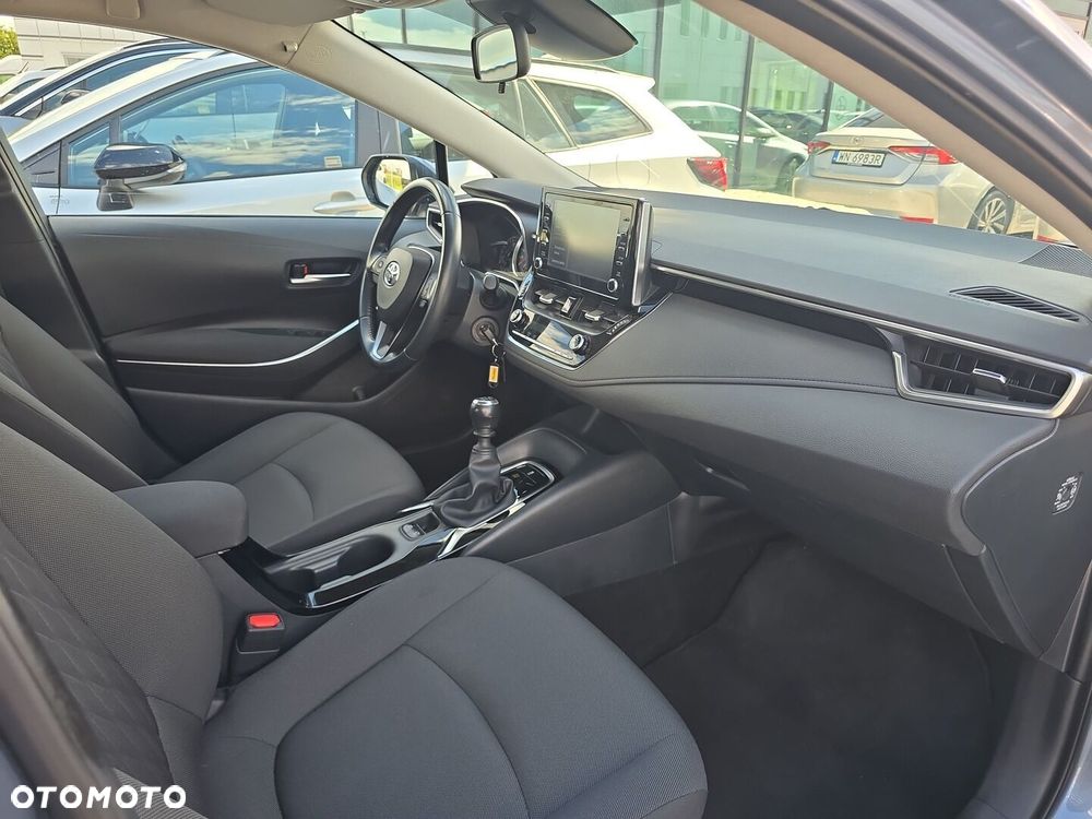 Toyota Corolla - 16