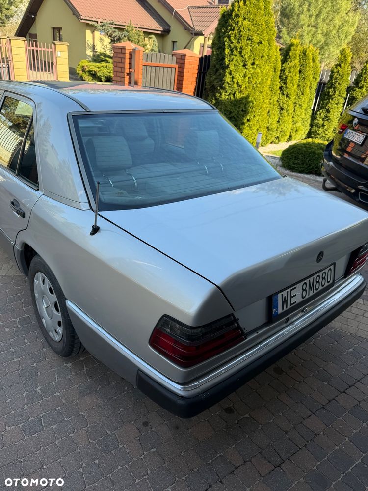 Mercedes-Benz W124 (1984-1993) - 9
